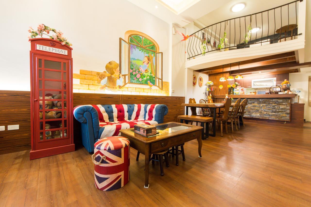 British Country Inn B&B Luodong Extérieur photo